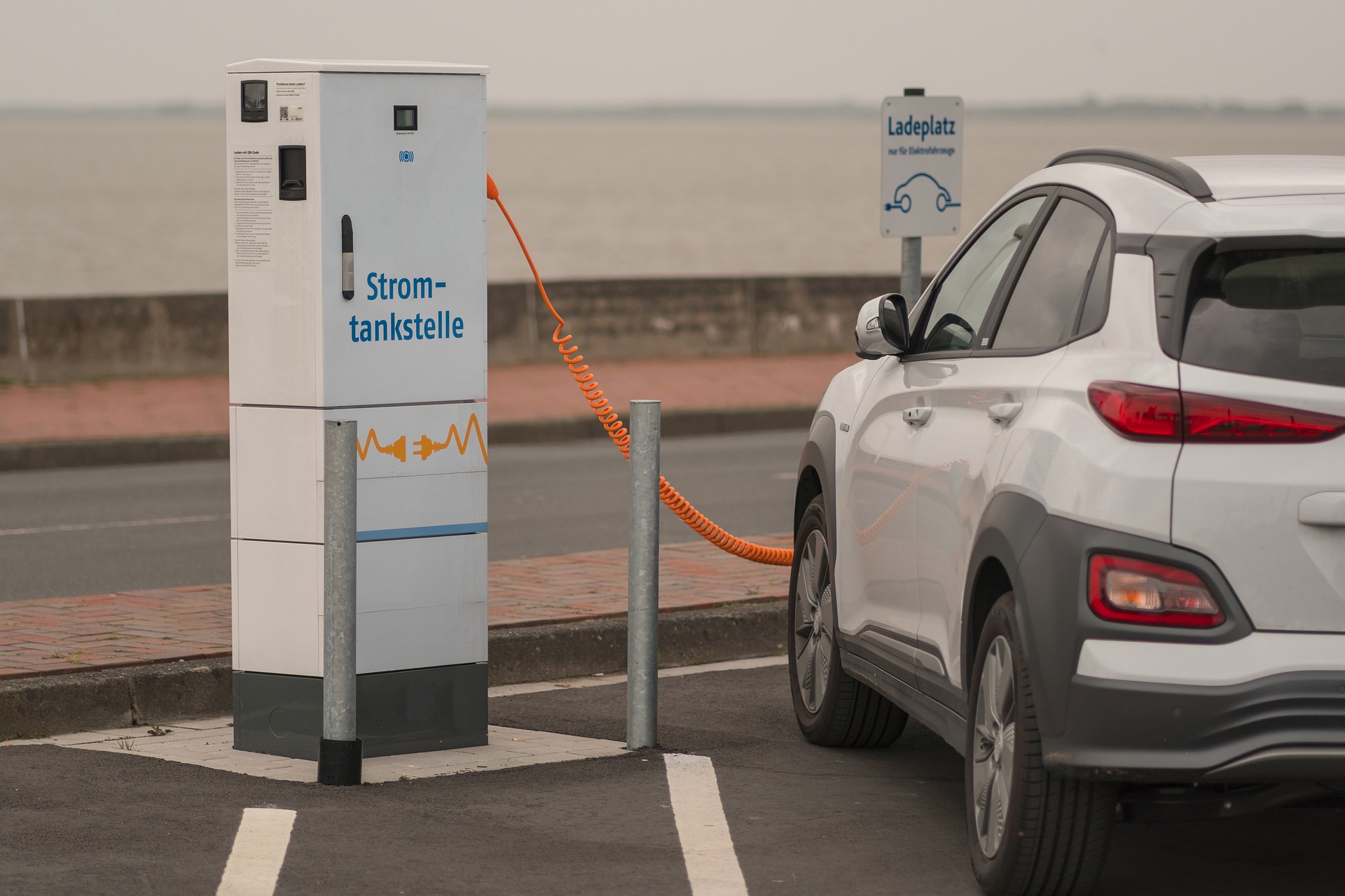 Cómo los coches eléctricos están revolucionando el transporte